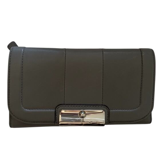 Coach 45125 Kristin Silver Gray Leather Envelope Clutch Wallet NWT MSRP $238 - Picture 2 of 9
